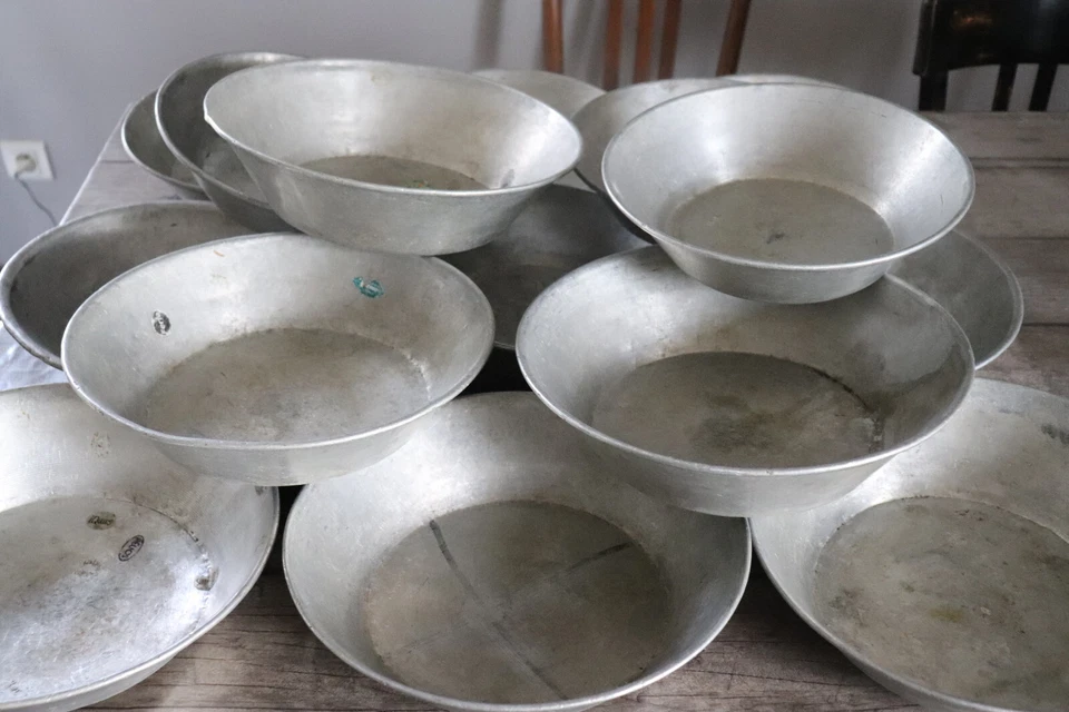 Ancien saladier en alu , récipient de marché pour pesage gros lot - Photo 2/4