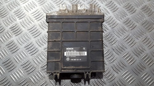 Volkswagen Golf 1998 ECU Engine Computer (Engine Control Unit) 026 #304270-70