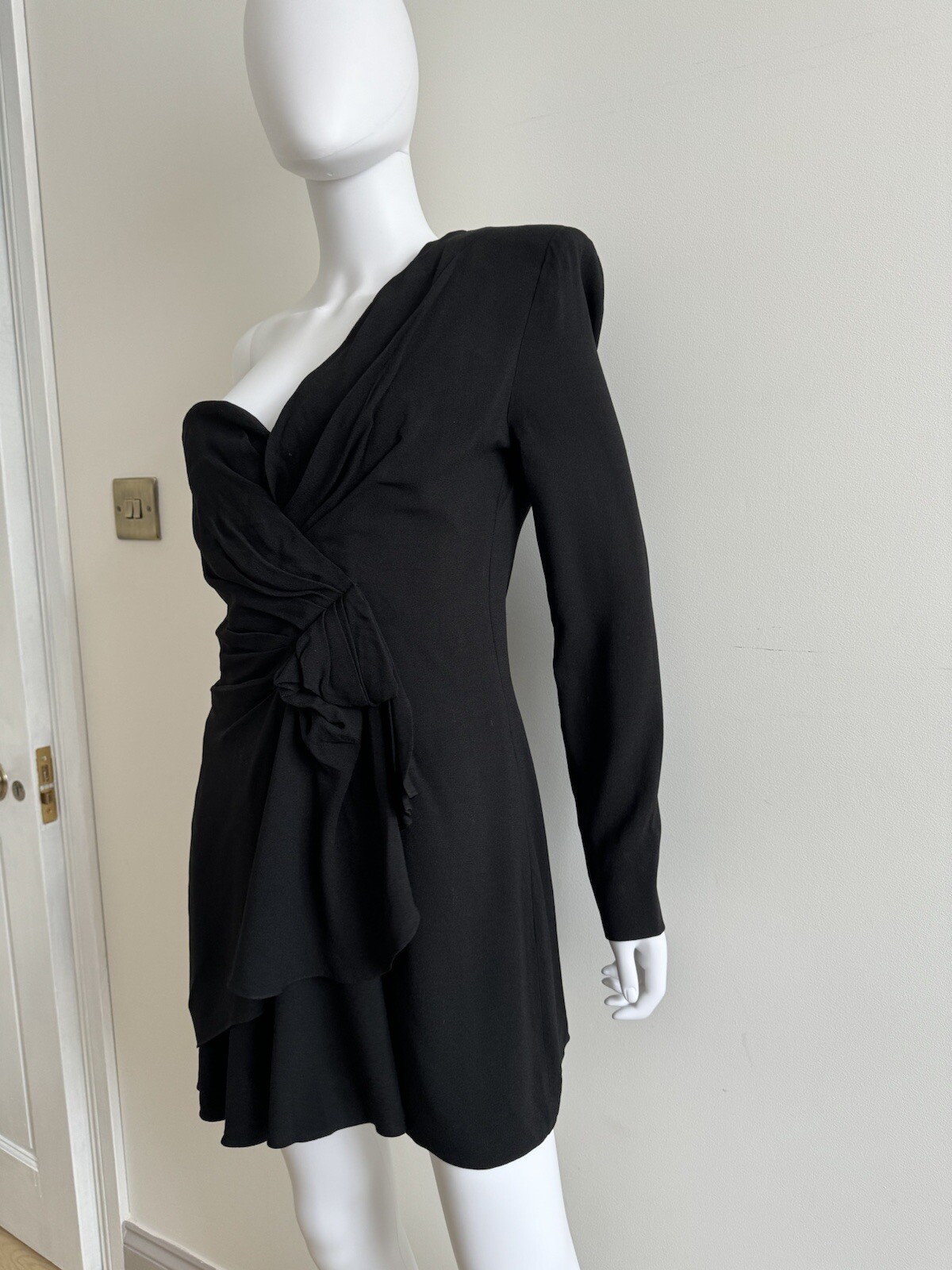 £3000 Autentico Saint Laurent Nero Una Manica Impreziosito da Fiocco Mini Abito a Strati 12