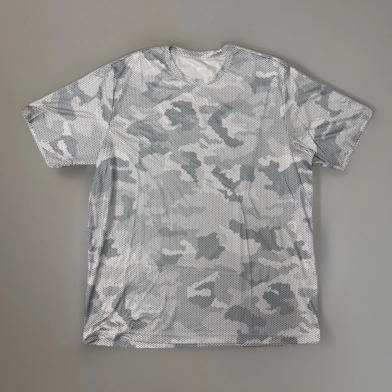 Sport-Tek Performance Camo T-Shirt Men’s XL Polyester Athletic Tee 🟢