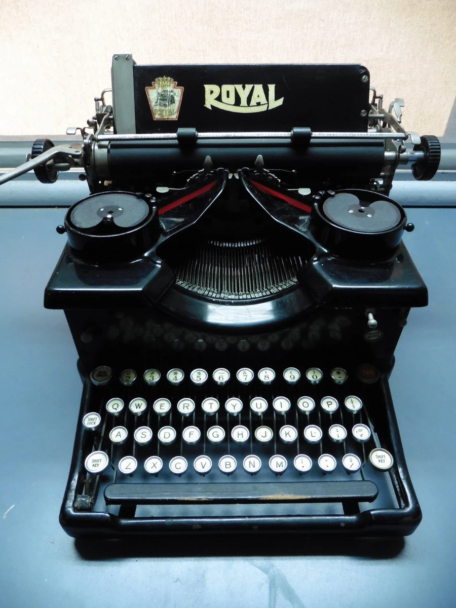 専用 実働品 10 ロイヤルタイプライター ミザリー、バイオハザー ド