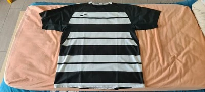 T-shirt NIKE Taille XL Blanc Et Noir - Photo 1/4