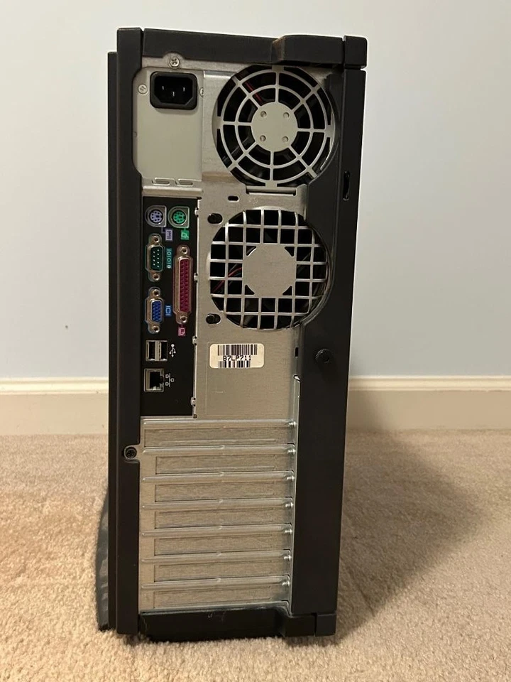 Dell PowerEdge 500SC Server with Windows NT 4.0 - Image 2 of 4