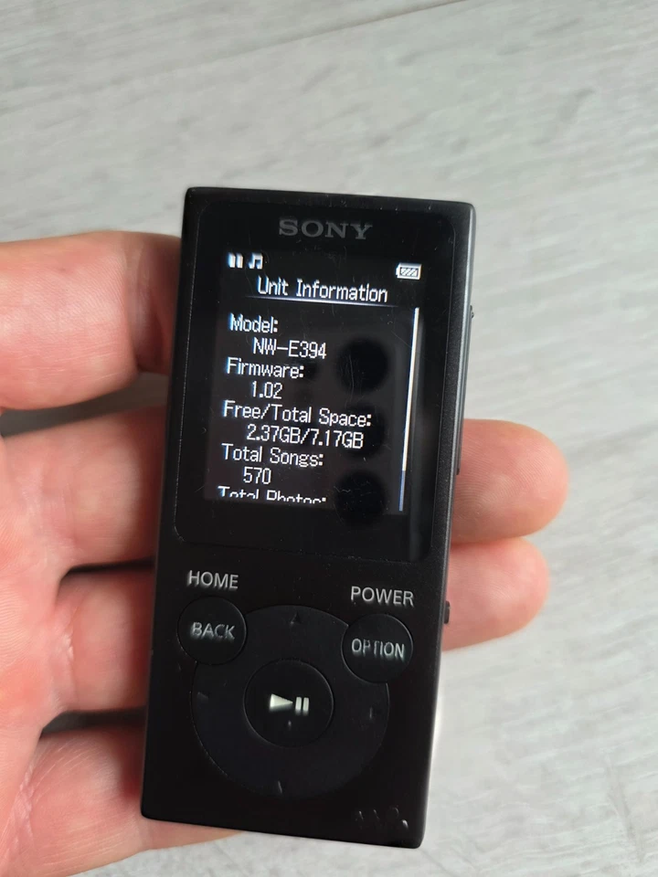 Sony Walkman NW-E394 8 GB MP3 Player - Imagen 4 de 4