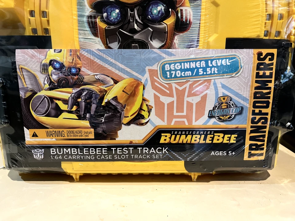 TRANSFORMERS bumblebee carrying case slot track new in box  very rare - Image 3 of 4