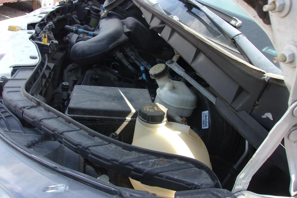 Used Rear Right Door Glass Rear fits: 2016 Ford Transit 250 low roof 83`` overal - Image 3 of 4