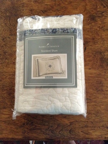 Home Classics Heirloom "Madeline" Full/Queen Quilt, 1 Sham and Decorative pillow - Picture 6 of 12