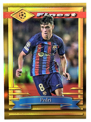 2022-23 Topps Finest Flashback UCC FC Barcelona Pedri Gold