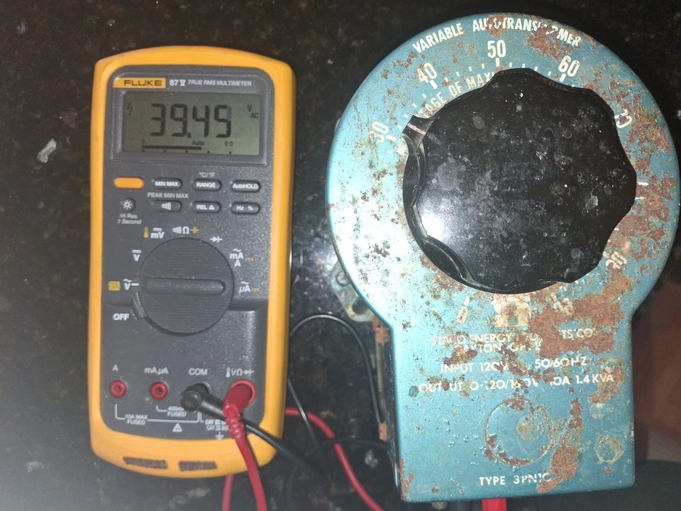 Staco 3Pn1020, Variable Auto Transformer Input 240V, 50/60Hz 3Pn1020 - Image 3 of 4