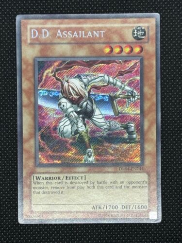 D.D. Assailant - DR04-EN244 Secret Rare Yugioh Card MP - Afbeelding 1 van 12