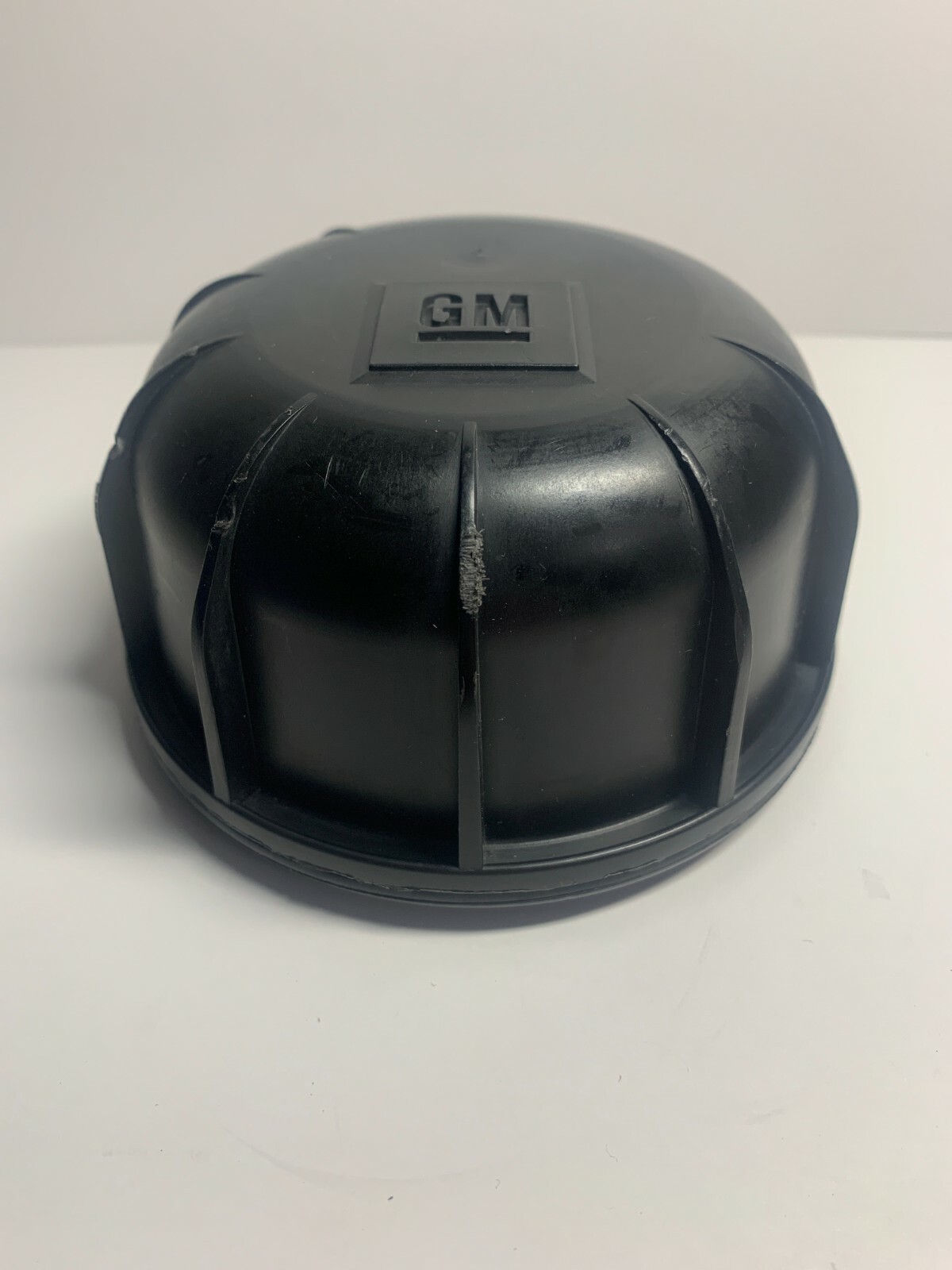 Chevy Colorado Equinox OEM 23486492 Headlight Rear Cover 747832600 