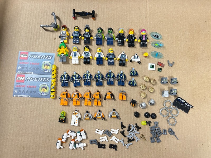 LEGO Brand ULTRA AGENTS Themed Minifigures, Accessories & Figure parts LOT