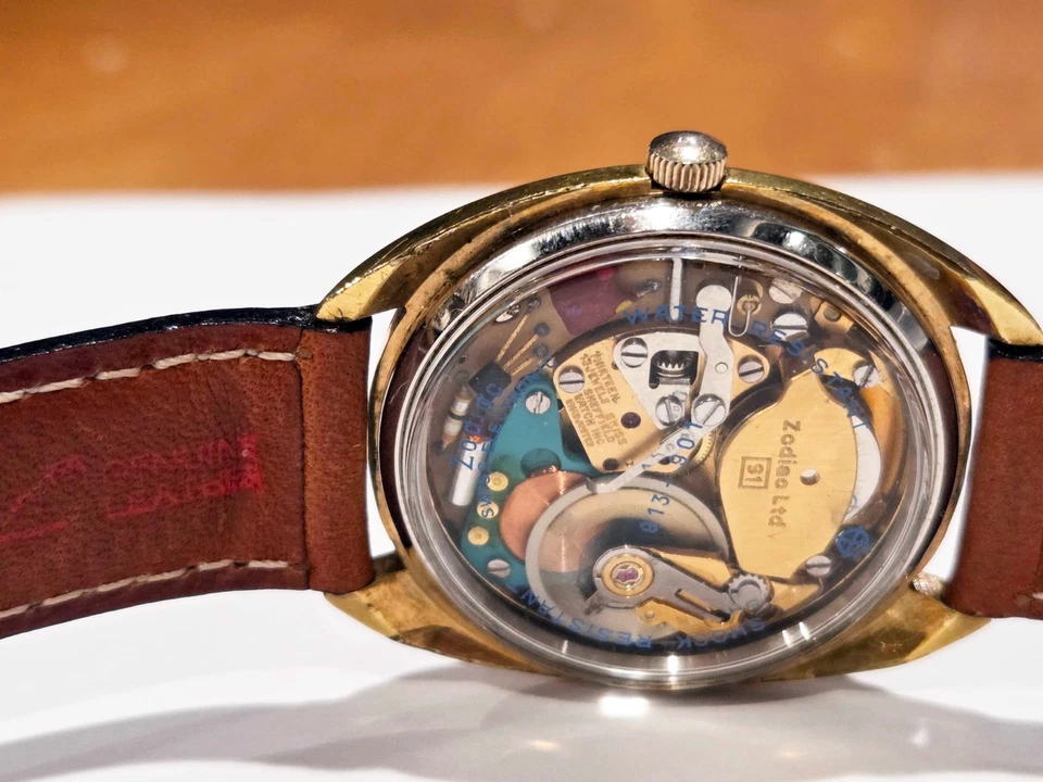 Vintage Zodiac Spacetronic Gold-Plated Electronic Watch (1960s) – Working - Image 3 of 3