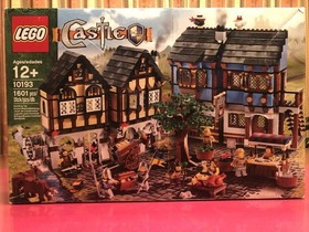 LEGO Castle Medieval Market Village 10193
