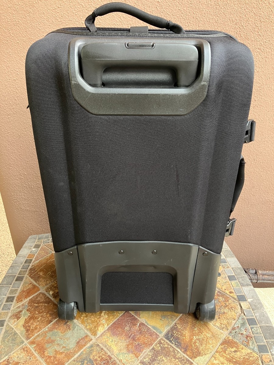 Nike Fiftyone49 Cabin Roller Travel Bag Suitcase Pbz277-001 Black