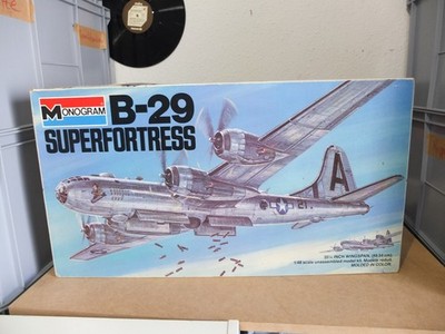 Monogram B 29 Superfortress 1:48 Modellbaukasten Flugzeug NEU !!!