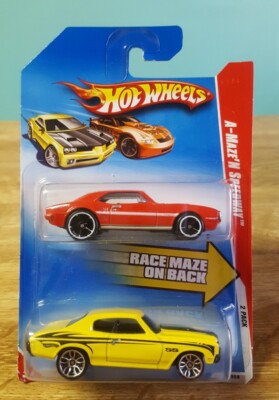 Hot Wheels A-Maze'n Speedway 2 Pack 1:64 69 Firebird '70
