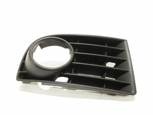 VW GOLF 5 1K1 Front R. Bumper Fog Light Trim Nebelscheinwerfer abdeckung Rechts