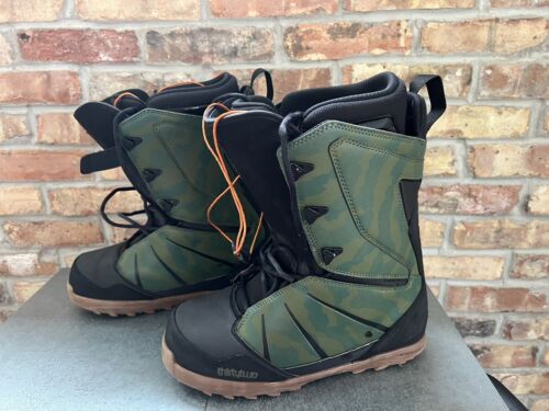 Thirty Two Lashed 11.0 Mens Green Camouflage  Snowboard Boots EUC - Picture 1 of 9