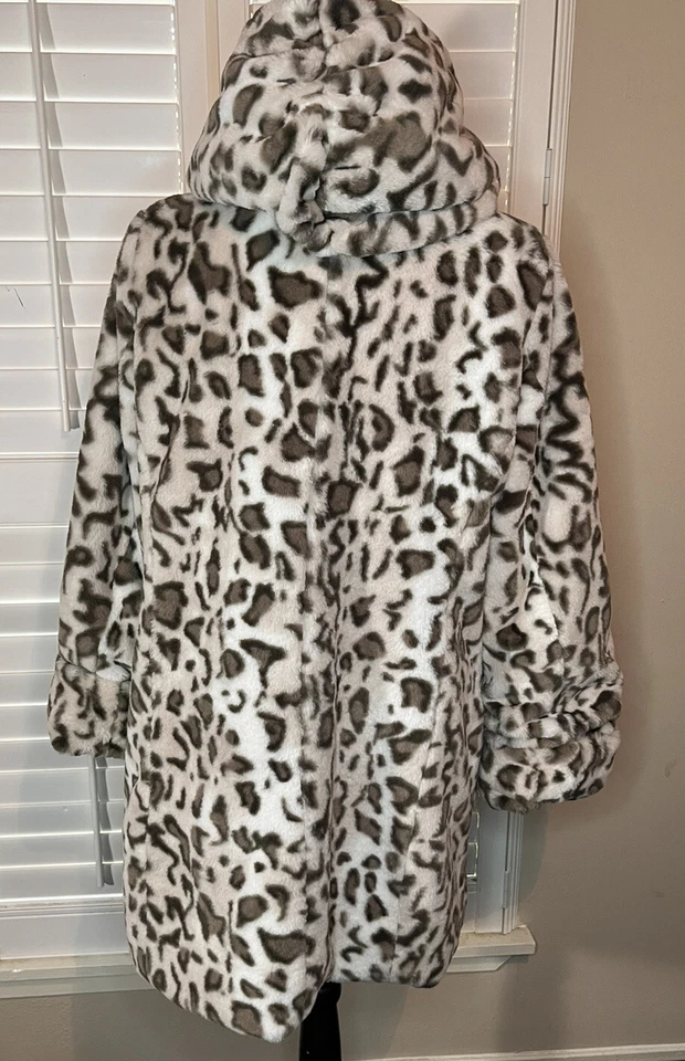 Abrigo acolchado Dennis Basso reversible de piel sintética lince de nieve talla S capucha estampado animal Foto 4 de 4