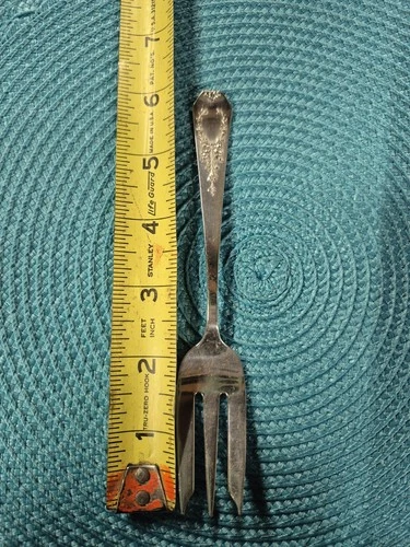 Antique Gorham Sterling Silver Pastry Fork Pat 1902 Floral Wreath Pattern