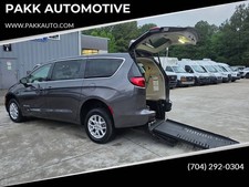 2021 Chrysler Voyager LX 4dr Mini Van