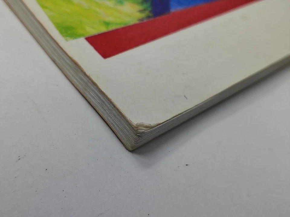 Hal Leonard Buddy Holly Guitar Tab Songbook With Notes And Tablature 1989 - Image 3 of 4