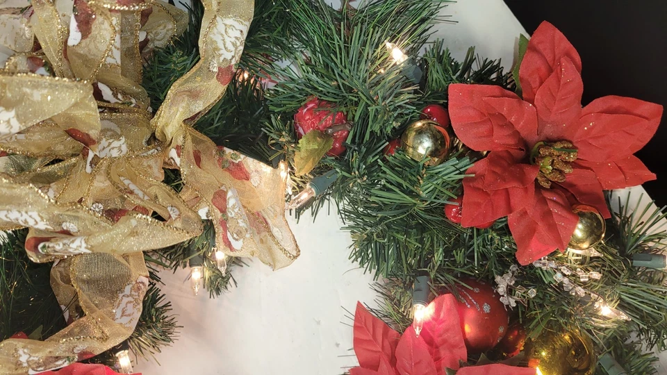 18" Artificial Christmas Wreath.  Pre- Lit, Poinsettia  Theme, Ribbon - Image 3 of 4