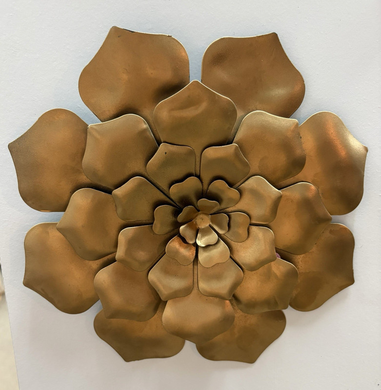 Handcrafted Gold Tone Metal Flower Wall Hanging Decor Wall Art Accent