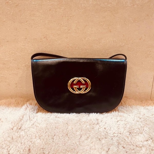 GUCCI Leather Shoulder Bag Black Gold Hardware Designer Luxury Vintage