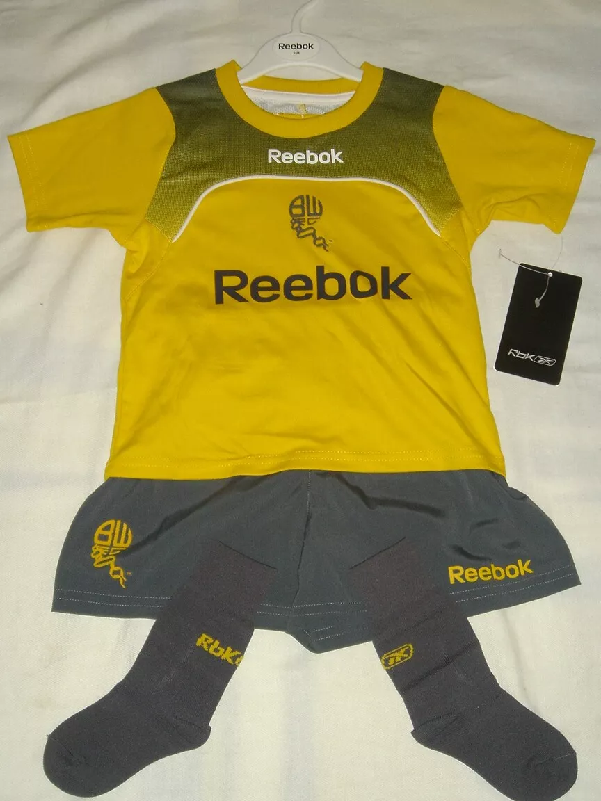 Reebok 2024 shorts gold
