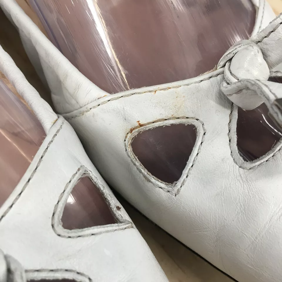 Zapatos Tods Para Mujer 8 Ballet Planos Scrunch Cuero Blanco Informales Sin Cordones Puntera Cuadrada Foto 3 de 4