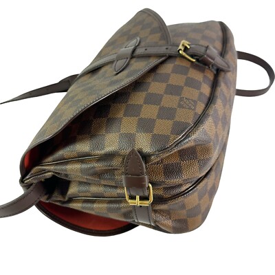 LOUIS VUITTON Brown Canvas Damier Ebene Saumur 30 Crossbody LOUIS VUITTON Brown Canvas Damier Ebene Saumur 30 Crossbody