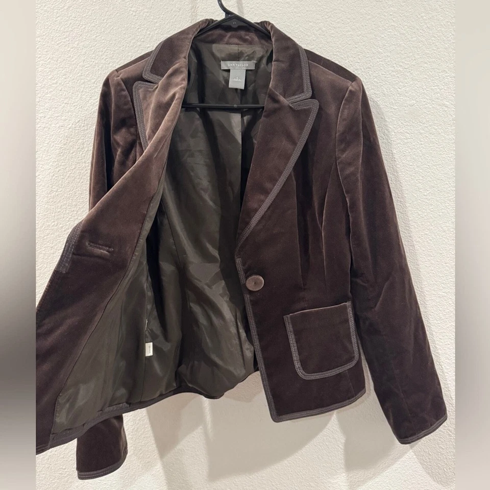 Blazer Ann Taylor Marrón Terciopelo Cuello Un Botón Talla 4 Foto 2 de 4