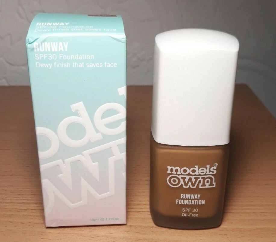 💗 NEW Models Own Runway Liquid Foundation - SPF 30 - Espresso 12 - 30 ml 💗 - Image 3 of 4
