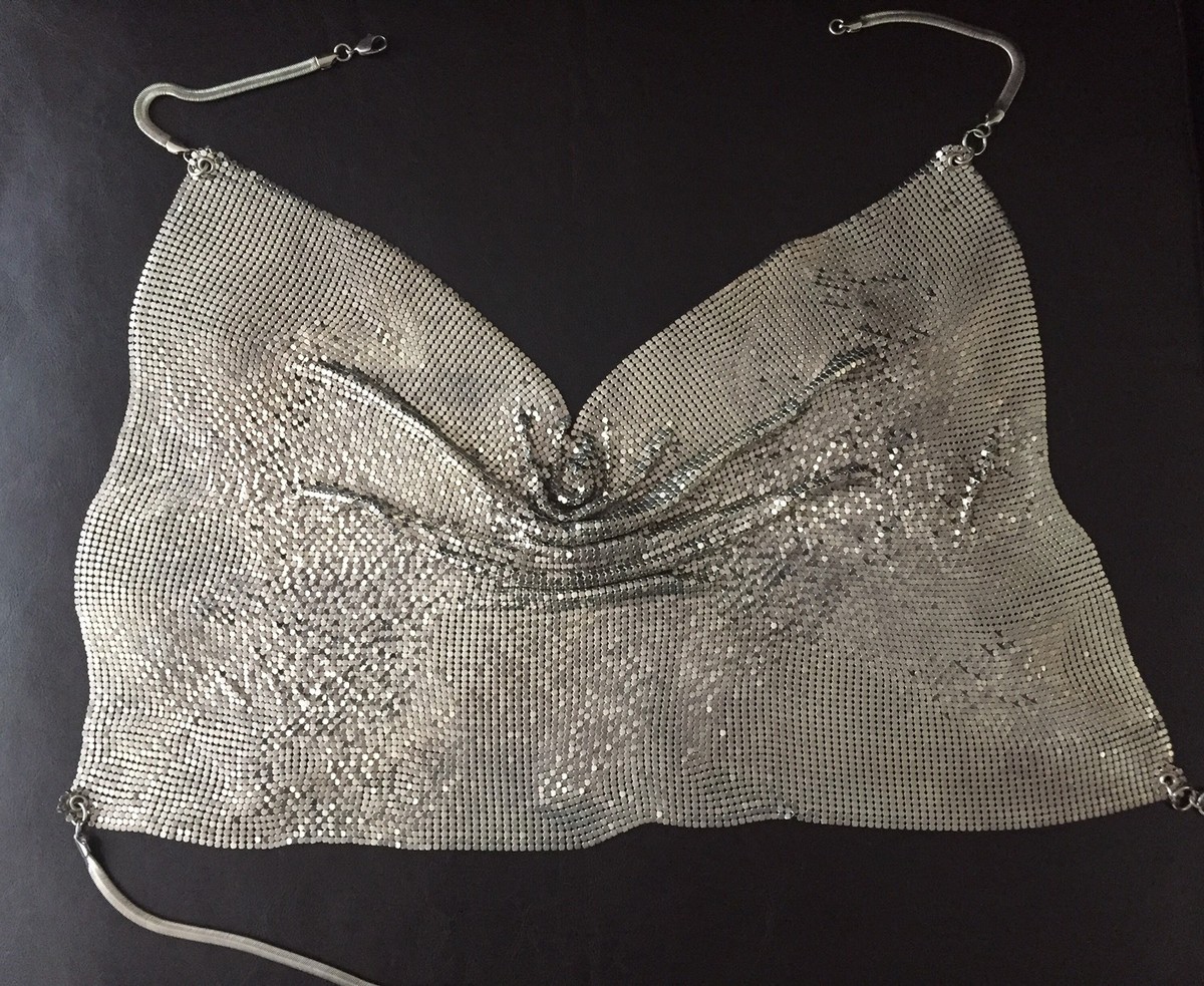 (rabanne ) メタルメッシュベストトップス Top in a silver mini mesh – Rabanne