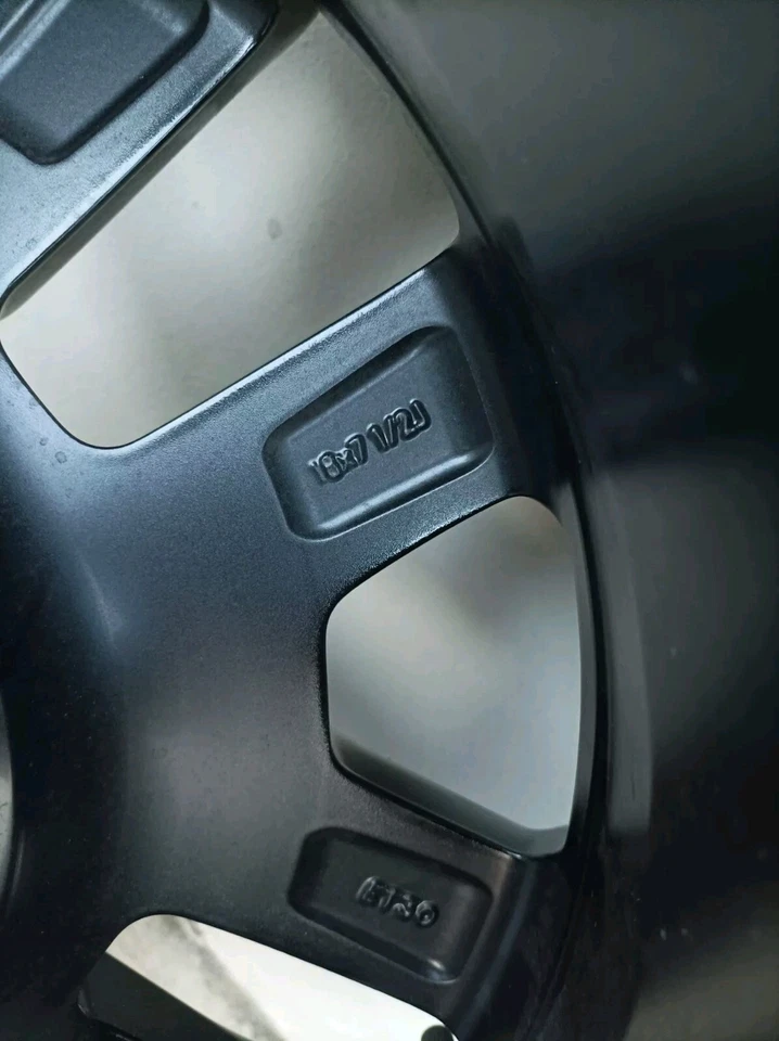 Neue Toyota Hilux Sommerräder Bridgestone 265/60R18 110H nur 10Km DOT23 - Bild 4 von 4