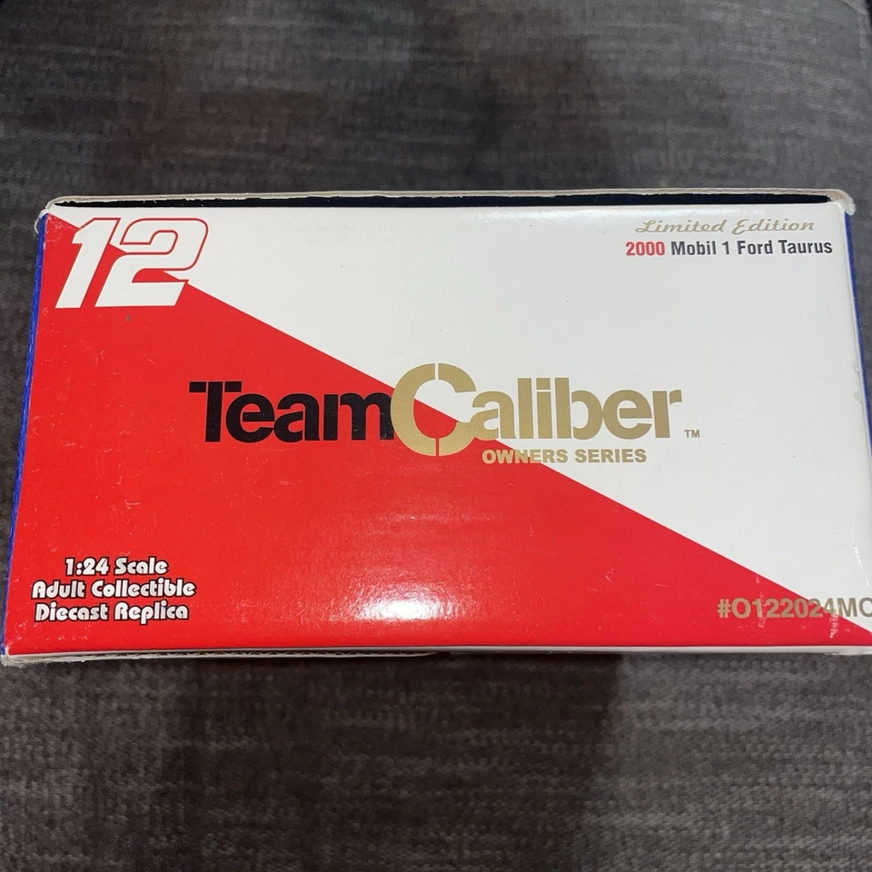 Team Caliber 1/24 Diecast #12 Jeremy Mayfield Mobil 1 2000 Ford Taurus  - Image 4 of 4