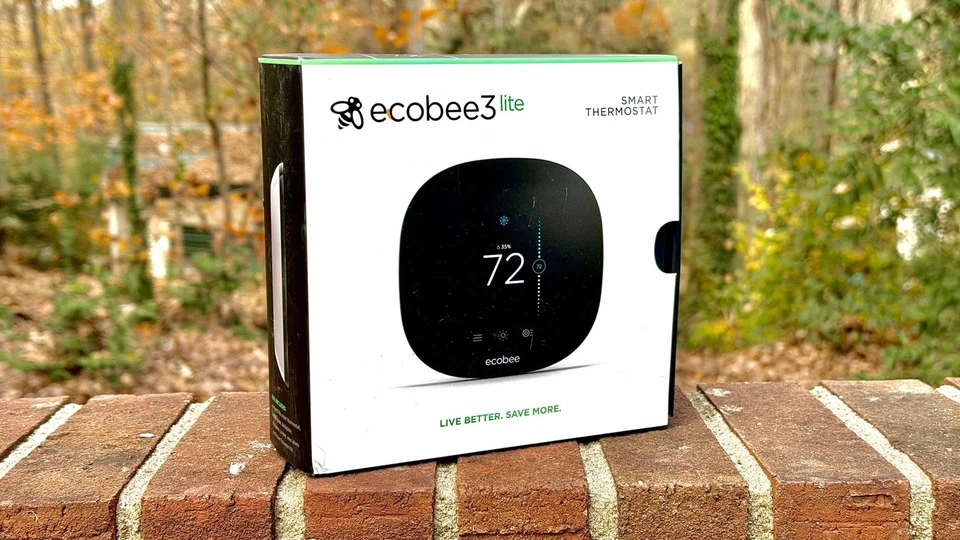 ecobee3 lite Smart Thermostat - Black (EB-STATE3LT-02) Open Box (No Trim Plate) - Image 2 of 4