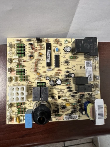 LENNOX 50N02-475-04 / X1365111010 / 59-5136001 FURNACE CONTROL BOARD