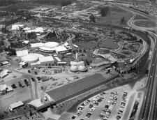 Disneyland Park, Harbor Blvd., Santa Ana Fwy, northwest Ca OLD PHOTO 2