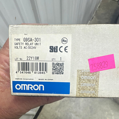 Omron G9SA-301 Safety Relay 24VAC/DC 3PST 3-Pole DIN Rail Indicator