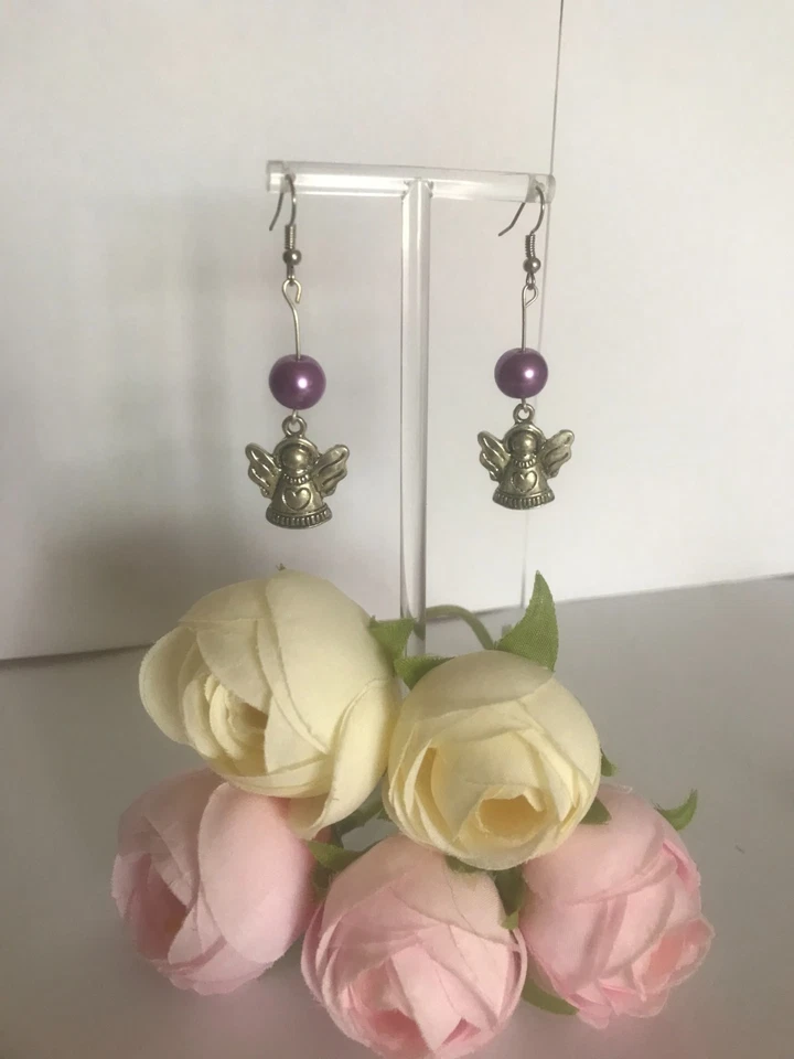 Boucle d'oreille ange à perle nacrée - Photo 1/1