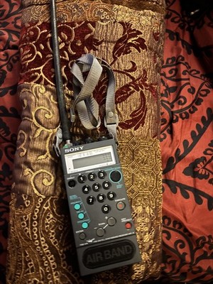 日*4様 SONY AIR BAND ラジオ AIR-8 ジャンク品 Sony Air-8 Handheld Synthesized Receiver 4-Band PSB/AIR/FM/AM