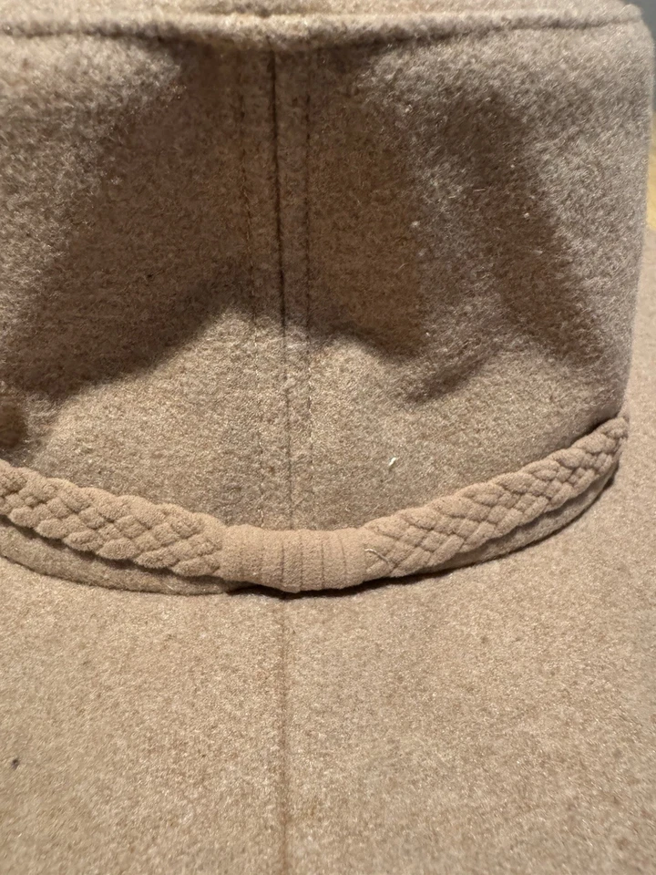 Sombrero de ala ancha para mujer otoño o invierno con detalle de trenza 15 pulgadas de ancho ajustable Foto 3 de 4