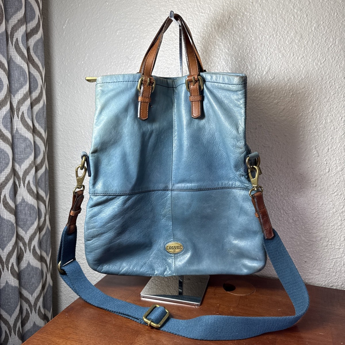 Fossil Explorer Leather Fold Over Crossbody Hobo Tote Shoulder Bag