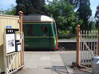Photo 6x4 Platform Gate, Toddington Station Didbrook Single car multiple  c2011