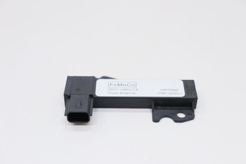 2013 - 2020 FORD FUSION KEYLESS ENTRY ANTENNA CONTROL MODULE OEM DS7T15603CA - Picture 6 of 9
