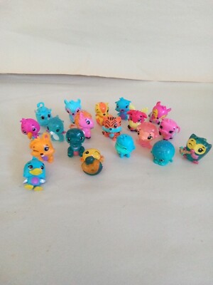 Lot Of 19 Hatchimals Collectible Mini Toy Figurines