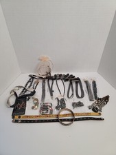 Bundle Lot 22 Pc Fashion Costume Jewelry Chokers Necklace Earrings read